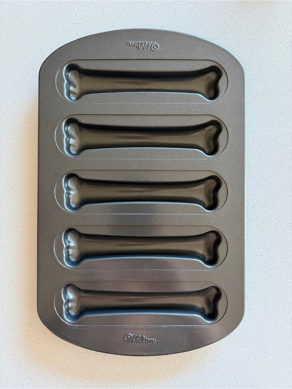 Wilton Gray Bone-Shaped Baking Pan